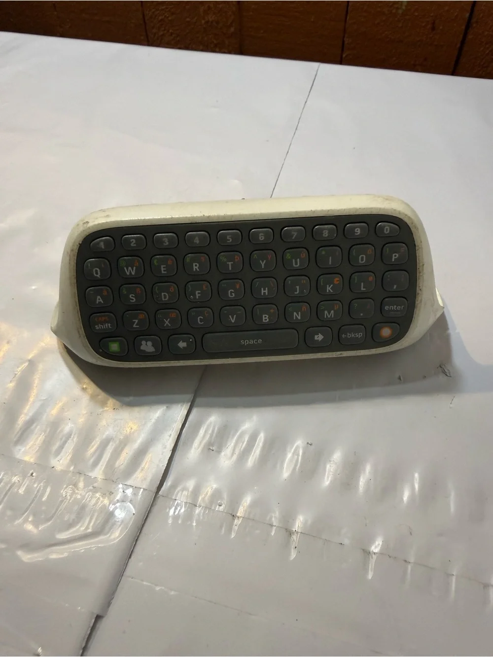 official Microsoft Xbox 360 Chatpad a QWERTY mini-keyboard